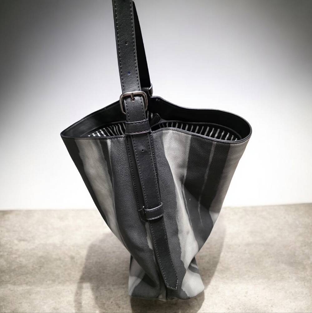 Urban Expressions Black and Gray Hobo Bag - Picture 4 of 5